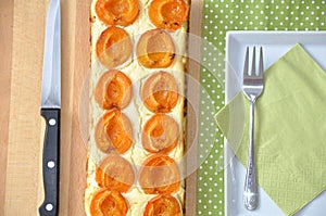 Apricot pie