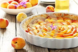 Apricot pie