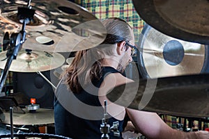 Alexey Bobrovsky melodic drumming