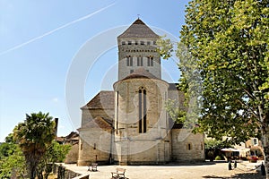 The apse of the Saint-AndrÃ© church in Sauveterre-de-BÃ©arn