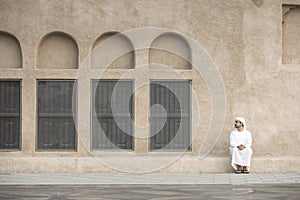 Arab man in traditional clothing in old Dubai