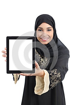 Arab saudi emirates happy woman showing an app in a tablet screen