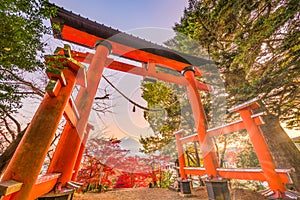 Arakura Sengen Shrine Gate photo