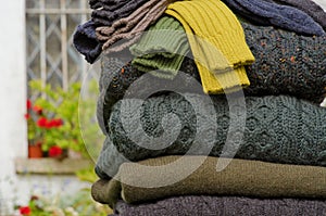 Aran cable knit sweater pattern detail