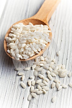 Arborio rice in spoon