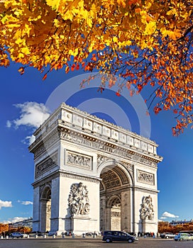 Arc de Triomphe in autumn, Paris, France