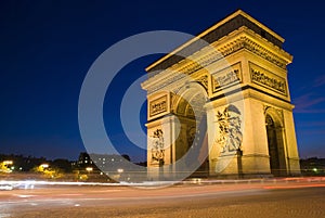 Arc de triomphe at night, paris, france photo