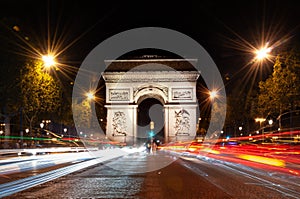 Arc de Triomphe at night