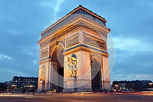 Oblúk paríž 