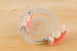 Arc dental prosthesis