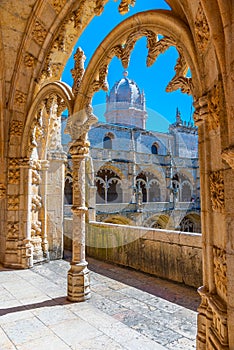 Arcade of the cloister of the mosteiro dos Jeronimos at Belem, Lisbon, Portugal