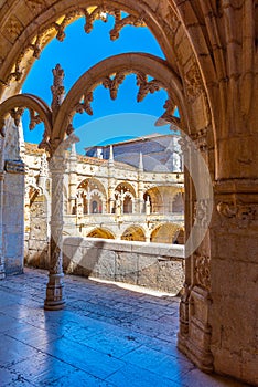 Arcade of the cloister of the mosteiro dos Jeronimos at Belem, Lisbon, Portugal