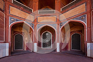 Arch with carved marble window - Mughal style