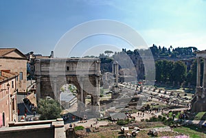 The arch of Constantine (Arco di Constantino)