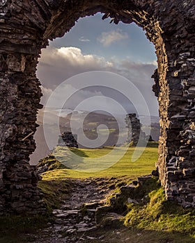 Arch tothe welsh hills