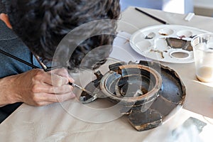 ARCHAEOLOGY RESTORATION POTTERY VESSELS