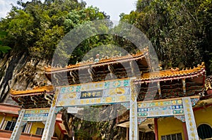 Archecture of Main Enterance of Sam Poh Tong, Ipoh