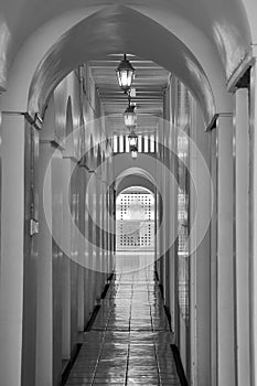 Arched entrance in Black and White