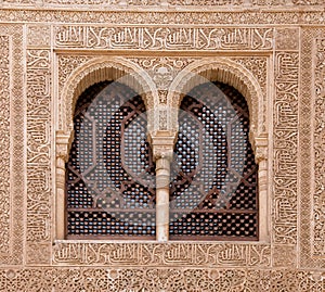 arched windows at alhambra