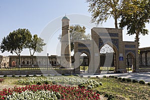 The architectural ensemble of the Jami Friday Mosque includes