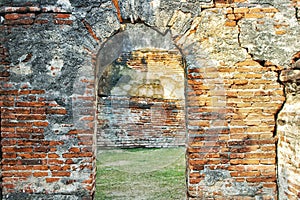 Architecture arches Ayutthaya period. The old town of Thailand