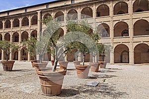 Architecture and archs