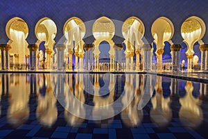 Architecture of Grand Mosque Abu Dhabi