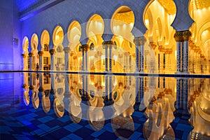 Architecture of Grand Mosque Abu Dhabi