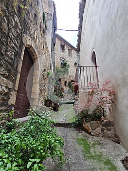 Architecture in Southern France (Saint-Guilhem-le-Désert) Medieval Town