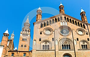 The architectures of Cremona