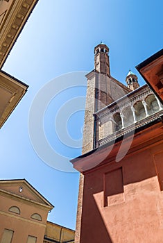 The architectures of Cremona