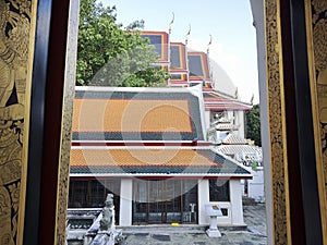 Architecutre and building inside the Wat Pho photo