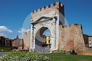 Arco augusto photo