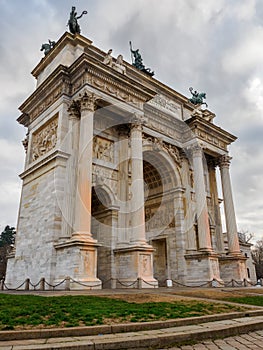 Arco della Pace in Milan, Italy photo