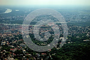Oblasť Bratislavy na Slovensku z malého lietadla 11.9.2020