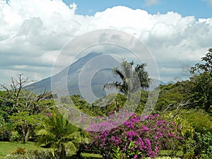 Arenal Volcano photo