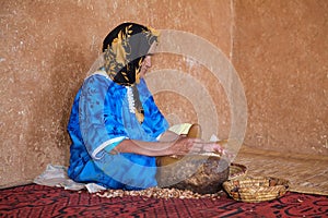 The Argan worker