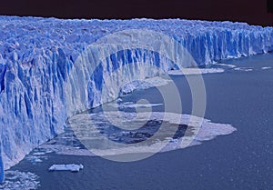 Glaciar sobre el en 