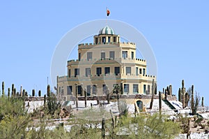 Arizona/Phoenix: Tovrea Castle and Cactus Garden