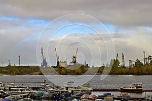 Arkhangelsk. Autumn day on the Bank of the Northern Dvina river