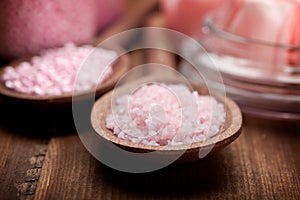 Aromatherapy bath salt