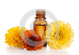 Aromatherapy essential oil with marigold