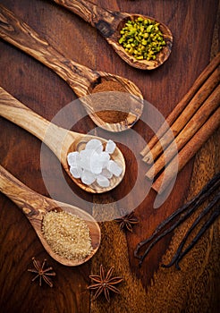 Aromatic food ingredients for baking