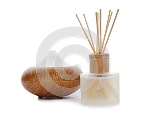 Aromatic reed freshener and oil diffuser