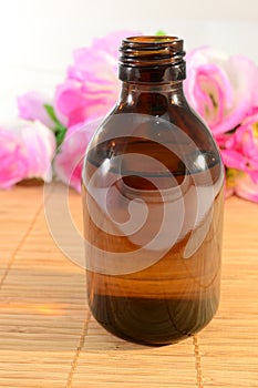 Aromatic spa oil