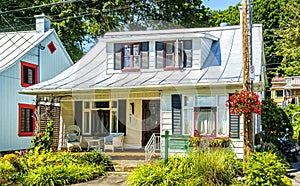 Around 1910 rooming house on the Vieux Chemin road in Cap Sante town means Cape Health