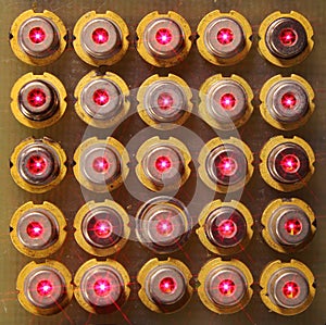 Array of small red semiconductor lasers