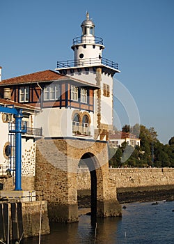 Arriluce lighthouse in Getxo photo