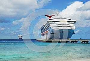 Arriving to Grand Turk