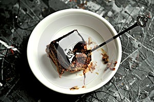 Art and food : breakfast with dark chocolate cake